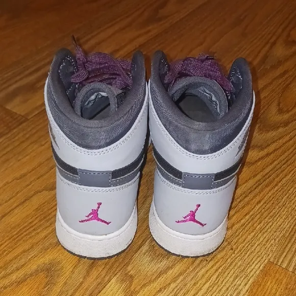 Nike Jordan 1 High-Top Sneakers with Purple Laces