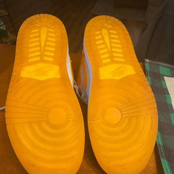 Nike Jordan 1 Mid SEGatorade Pack Orange