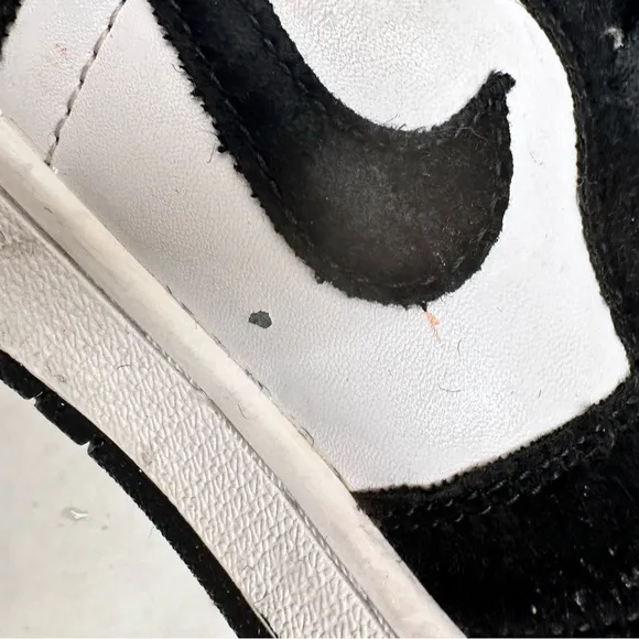 Nike Jordan 1 Panda Sneakers High Top 6.5 Y Black White