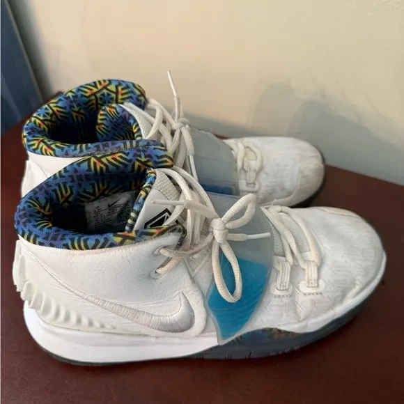 🩵Nike Kyrie Sapphire Youth Sneakers🩵