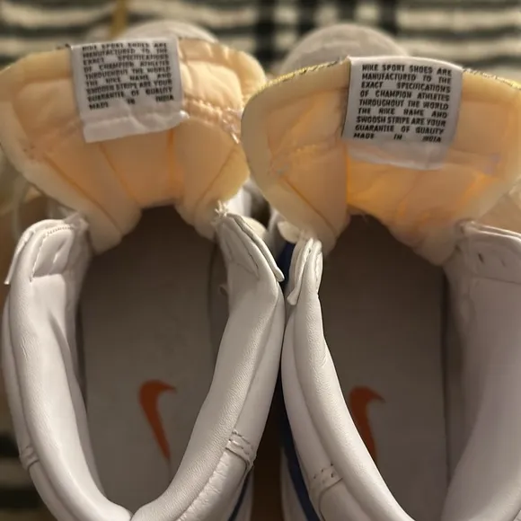 NIKE  Mid Blazer High top Sneakers EUC