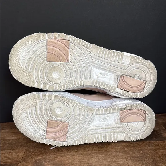 Nike Pink/Tan and White Sneakers Air Force 1 Pixel Size 7