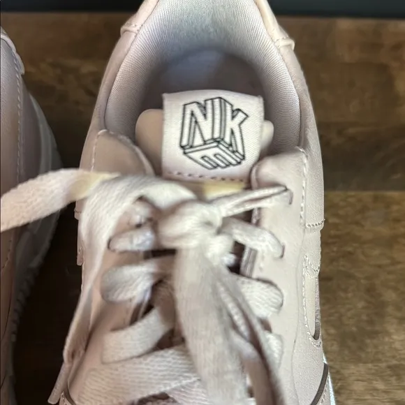 Nike Pink/Tan and White Sneakers Air Force 1 Pixel Size 7