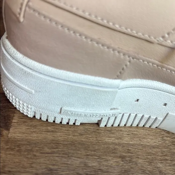 Nike Pink/Tan and White Sneakers Air Force 1 Pixel Size 7