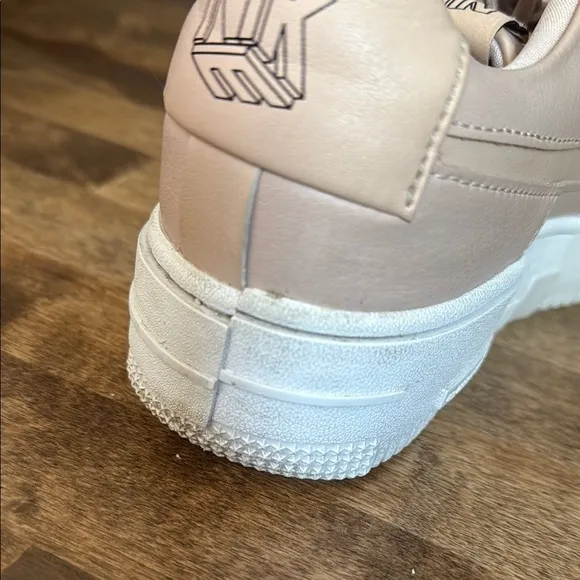 Nike Pink/Tan and White Sneakers Air Force 1 Pixel Size 7