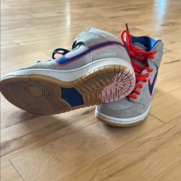 Nike SB High-Top Sneakers - Gray and Orange.