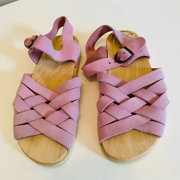 No. 6 Store Pink Leather Strappy Woven Flat Sandals with Buckle, Size 37
