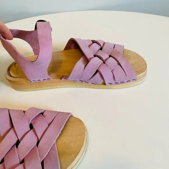 No. 6 Store Pink Leather Strappy Woven Flat Sandals with Buckle, Size 37