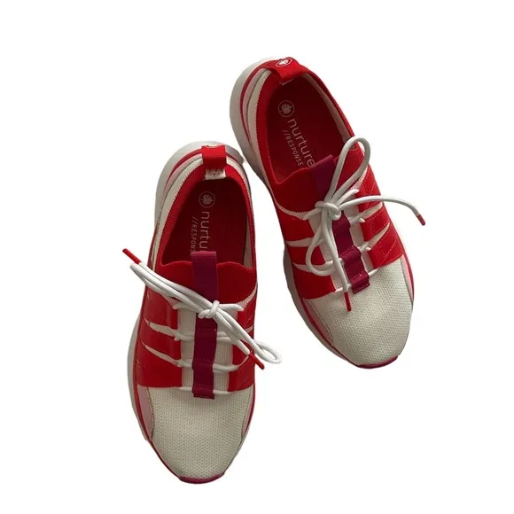 Nurture //Response Boulder Split Sole Chunky Sneakers NEW