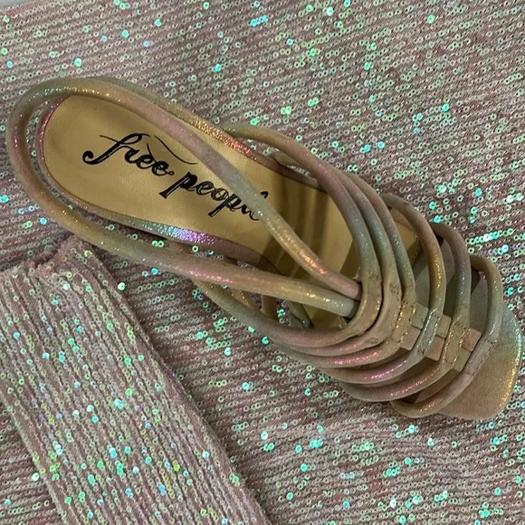 NWOB $158 Free People Metallic Sheen Leather Sandals (Bin 45)