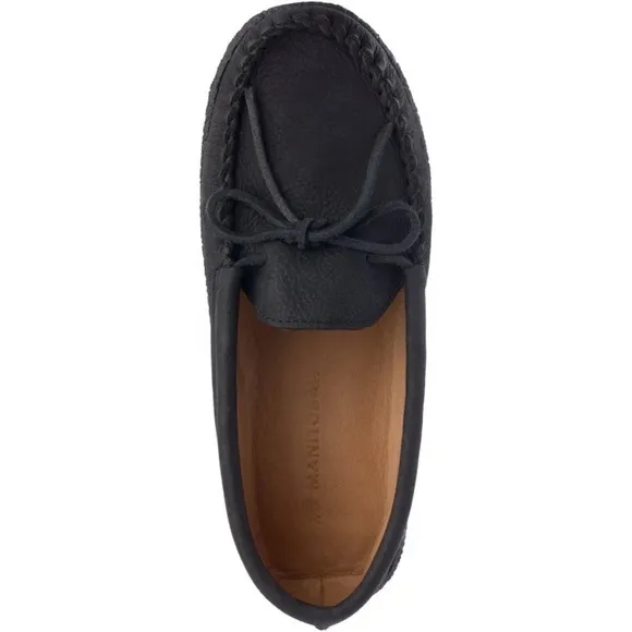 NWOB $89 MANITOBAH Classic Moccasin
