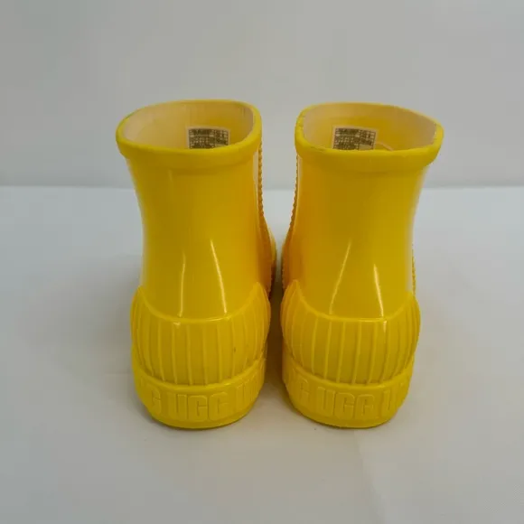 NWOB BIG KIDS CANARY YELLOW UGG DRIZLITA RAIN SNOW BOOTS 1130361K Size 5