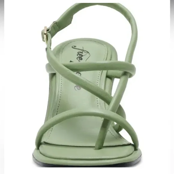 NWOB Free People Strappy Square Toe Sandals