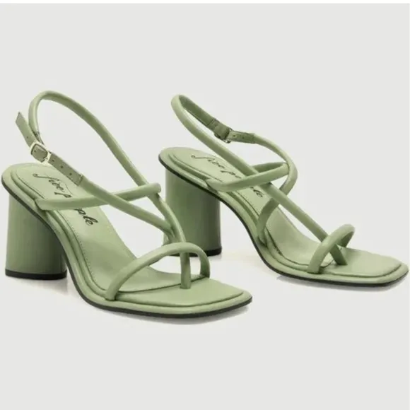 NWOB Free People Strappy Square Toe Sandals
