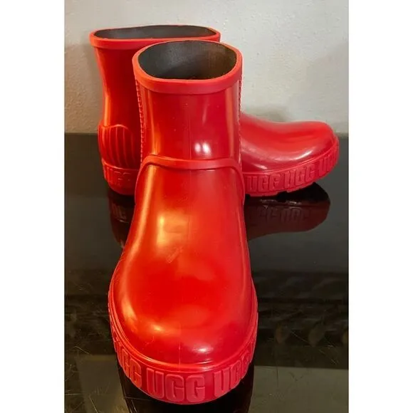 NWOB UGG Drizlita Rain Snow Boots KIDS BIG GIRLS SIZE 4 SAMBA RED UGG 1130361K