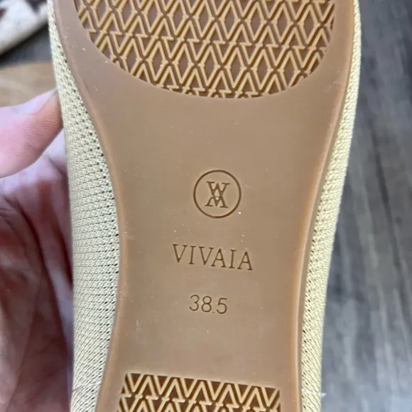 *NWOB Vivaia Aria 5 Pointed-Toe Ballet Flats Nude Peach Size 38.5/7.5