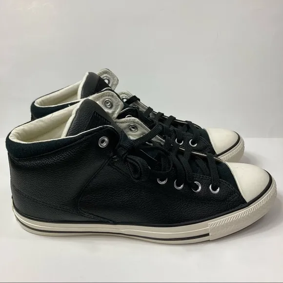 NWOT Converse sneakers