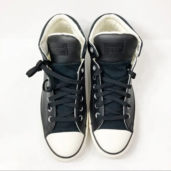 NWOT Converse sneakers