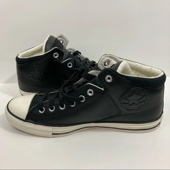 NWOT Converse sneakers