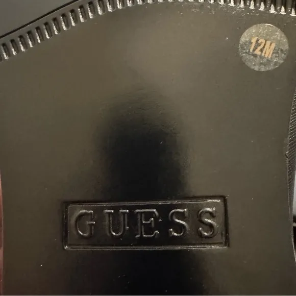 NWOT Guess Hinn Dress Loafers