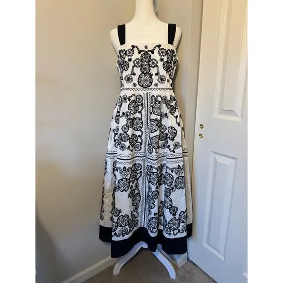 NWOT Johnny Was Mel Embroidered Midi Dress Size Small