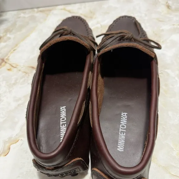NWOT Minnetonka Men's Classic Driver Leather Loafers Dark Brown Size 11