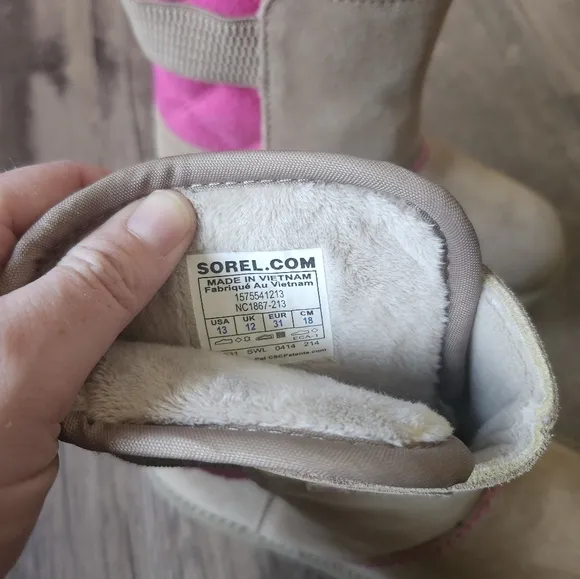 NWOT Sorel Newbie Campus Suede Snow Boots
