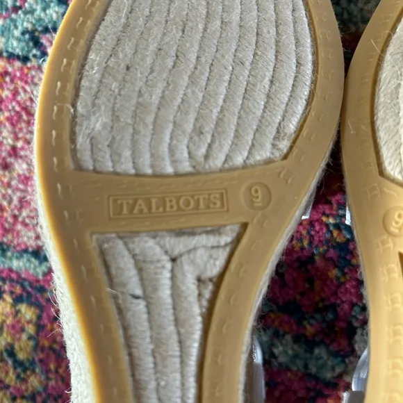 NWOT Talbots | Women’s white Lyndsay eyelet lace high cut closed toe espadrilles