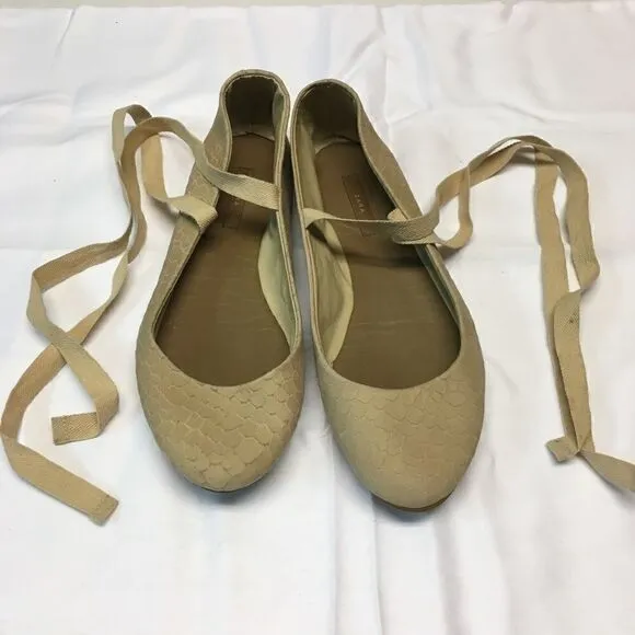 Nwot Zara ballet flats with ankle wrap sz 38