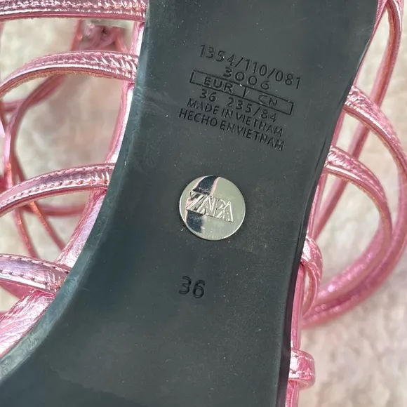 (NWOT) ZARA • Metallic Lilac Heeled Leather Strappy Sandals