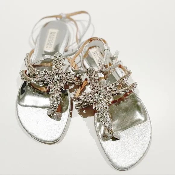 NWT Badgley MIschka Hampden SIlver Rhinestone Tstrap Flat Sandal Bridal Shoes
