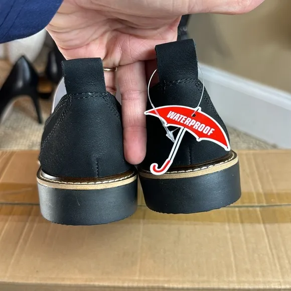 NWT • Blondo • Women's Phoebe Loafer • Black Nubuck • Size 6.5M • Waterproof • 😍