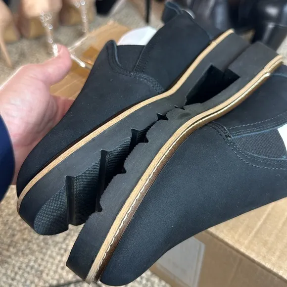NWT • Blondo • Women's Phoebe Loafer • Black Nubuck • Size 6.5M • Waterproof • 😍