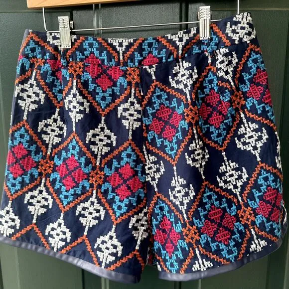 NWT Ciebon Sz M Embroidered Shorts w/ Faux Leather Trim Festival Boho Indie