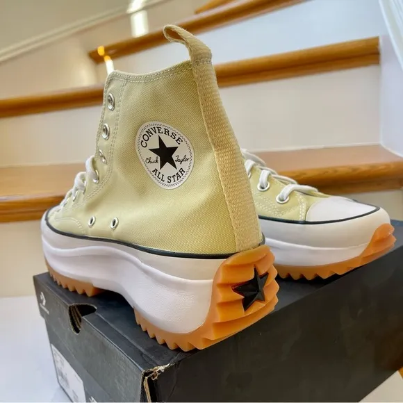 NWT Converse Run Star Hike Platform lemon drop high top Chuck Taylor sneakers