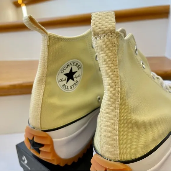 NWT Converse Run Star Hike Platform lemon drop high top Chuck Taylor sneakers