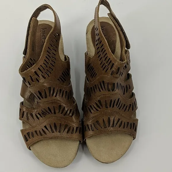 NWT JOSEF SEIBEL Strappy Leather Heeled Sandals
