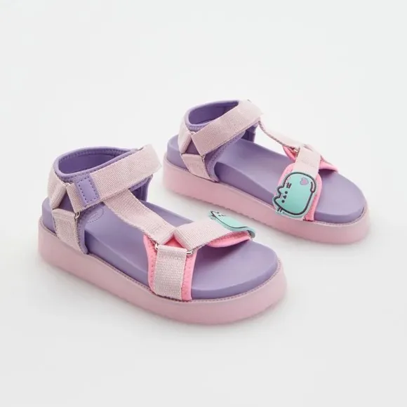 NWT Pusheen Sandals Little Kid Girl Pink