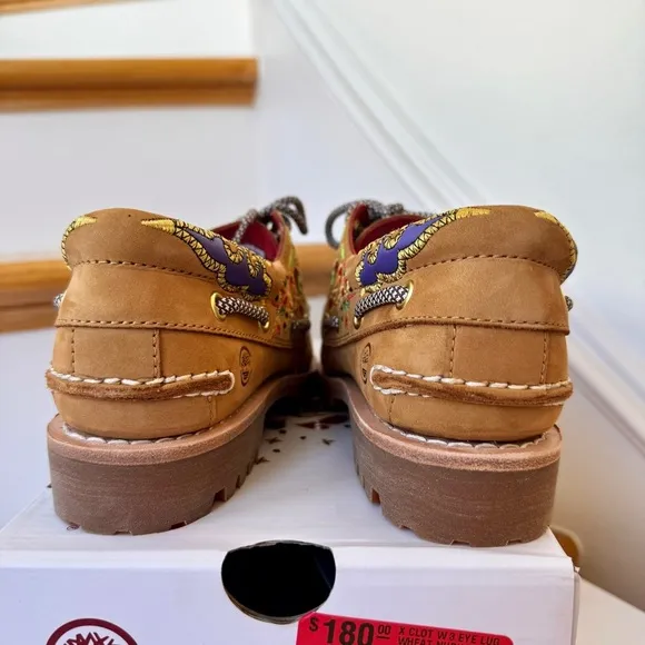 NWT Timberland x CLOT 3-Eye Boat Shoe Embroidered Hand-sewn tan brown loafers