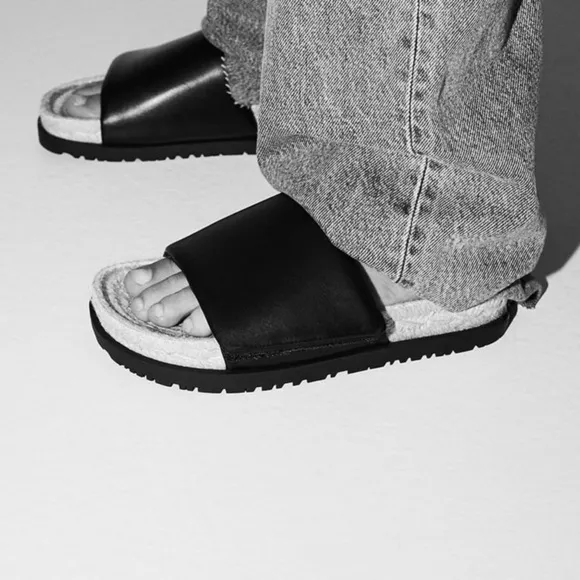 NWT. Zara Black Quilted Flat Sandals with Jute. Size 10.