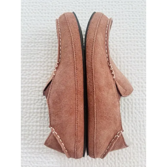 OluKai Womens Nohea Nubuk Slipper Shoes Loafers Cedarwood Leather Sz 8 MSRP $130