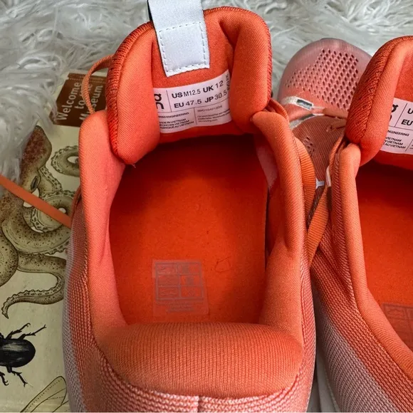 On Running Shoes Sneakers Cloudsurfer Flame/White