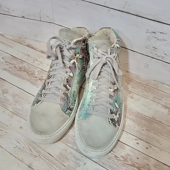 P448 Women's Star High Top Sneakers