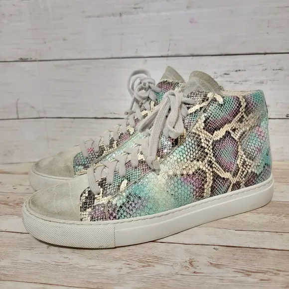 P448 Women's Star High Top Sneakers
