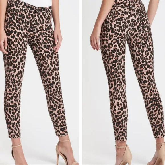 Paige Leopard Hoxton Ankle Raw Hem Jean EUC