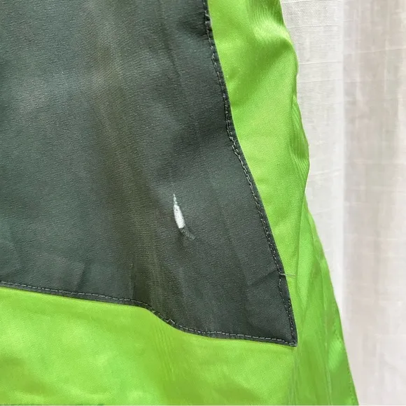 Patagonia Boys' Insulated Snowshot Pants green size small (7-8)