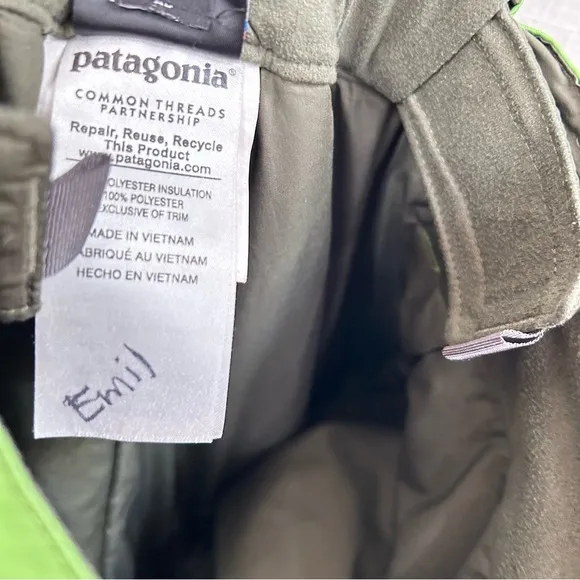 Patagonia Boys' Insulated Snowshot Pants green size small (7-8)
