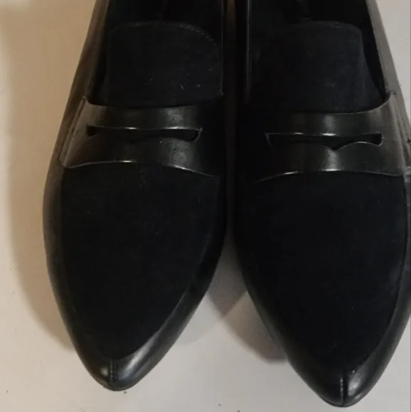 PAUL GREEN Classic Navy Penny Loafers Slip-on Sz. 9 **