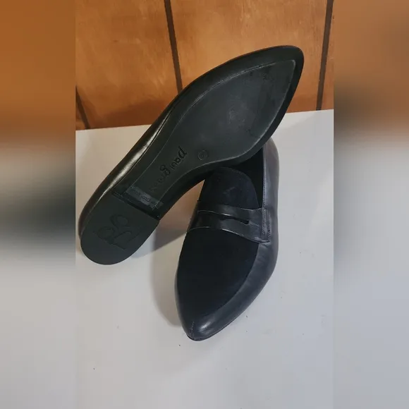 PAUL GREEN Classic Navy Penny Loafers Slip-on Sz. 9 **