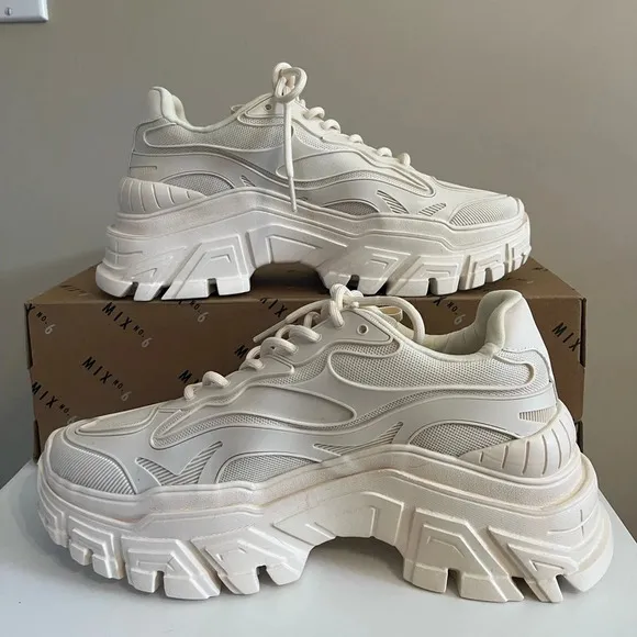 Pedro designer breathable sneakers Summit new without box size 38